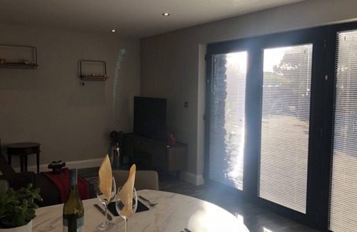 Cleggan Apartment | 399 Bruion Apartment Cleggan-2 Bedroom-Sleeps 4