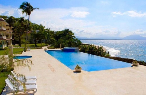 La Esplanada Apartment | 3BD 3BT beachfront residence near everything in Sosua, TV/internet/pool