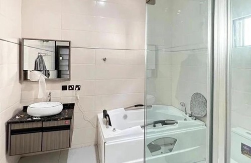 Ajah Apartment | 3bedroom fully furnished duplex, Thomas Estate, Ajah.