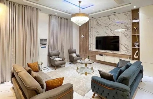 Ajah Apartment | 3bedroom fully furnished duplex, Thomas Estate, Ajah.