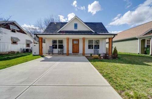 Mount Holly House | 3BR Cozy Mt. Holly River Retreat USNWC Fire Pit