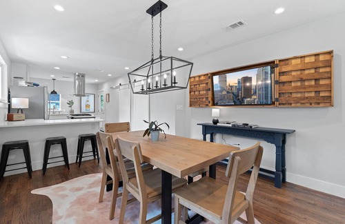 South Manchaca House | 3BR Getaway - Pool | Near SOCO and Downtown ATX