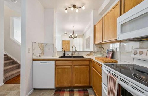 Commerce City Apartment | 3BR Modern Retreat, Close to DIA & Downtown Denver