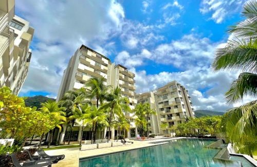 Batu Ferringhi House | 3BR Penthouse By The Sea
