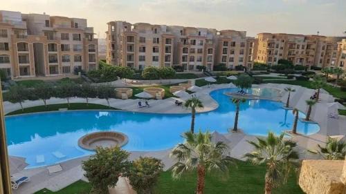 Cairo Apartment | 3BR Stylish Apt Ensuite & Pvt Garden, New Cairo, Stone Residence
