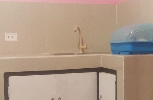General Luna Apartment | 3Kid's Homestay Pink