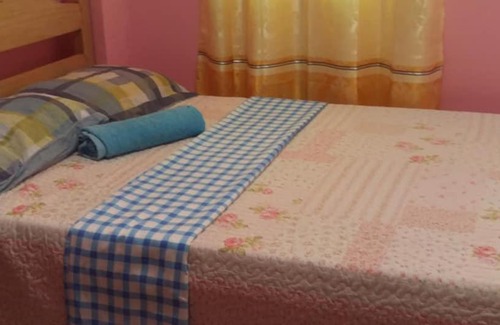 General Luna Apartment | 3Kid's Homestay Pink