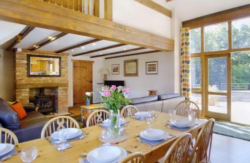 Porchfield House | 4 Bed in Cowes 88913