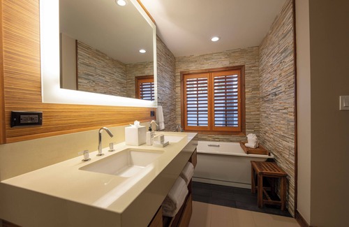 Florida Central Atlantic Coast Resort | 4 Bedroom, 4 Bathroom Luxury Villa with Garden View in Orlando, FL near Disney!