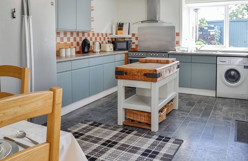 Whithorn Cottage | 4 bedroom accommodation in Whithorn, near Newton Stewart