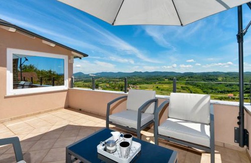 Novi Marof House | 4 bedroom accommodation in Novi Marof