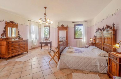 Ariano nel Polesine House | 4 bedroom accommodation in Ariano nel Polesine