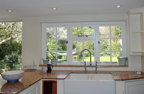 New Forest District Cottage | 4 bedroom accommodation in Lymington