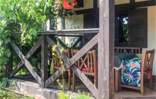 gmina Bedzino House | 4 Bedroom Cozy Home In Mscice