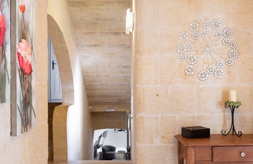 Ta' Għammar House | 4 bedroom modern house with private pool and amazing country views