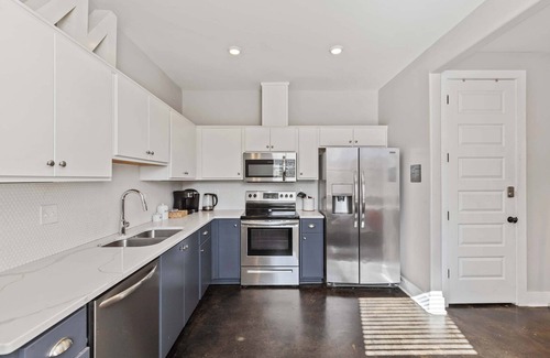 Cooper-Young Historic District House | ✨4 Bedroom New Home in ❤️ of CooperYoung ✨