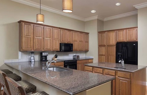 Sevierville Resort | 4 - Bedroom Presidential Suite in the Great Smoky Mountains!