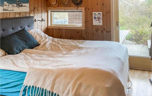 Hitra House | 4 Bedroom Stunning Home In Melandsjø