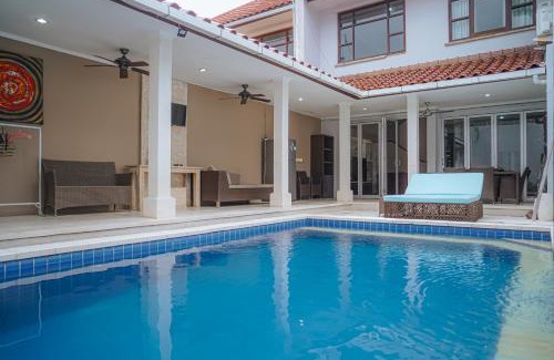 Kartika Plaza Villa | 4 BEDROOM VILLA KUTA REGENCY B10