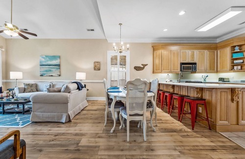 Pawleys Island Condo | 4 Bedrooms, 3 Full Baths, Pawleys Island Condo: 2-minute drive to private beach