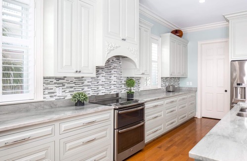 Folly Beach House | 4 BR with OCEAN VIEWS, SLEEPS 8 and PET-FRIENDLY
