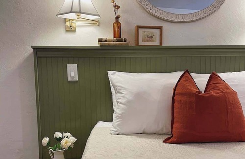 Port Angeles Hotel | #4 ✺Delightful Inn Room Near Lake Crescent✺
