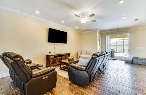 Mariner House | 4 Mi to Golf Gem with Pool and Lanai in Cape Coral