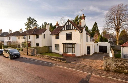 St. Andrews House | 4 Middleshade Road