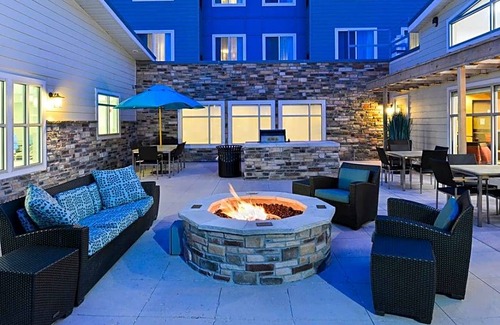 Champaign Hotel | 4-Star Hotel ∙ Residence Inn by Marriott Champaign