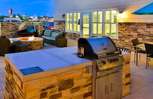 Champaign Hotel | 4-Star Hotel ∙ Residence Inn by Marriott Champaign