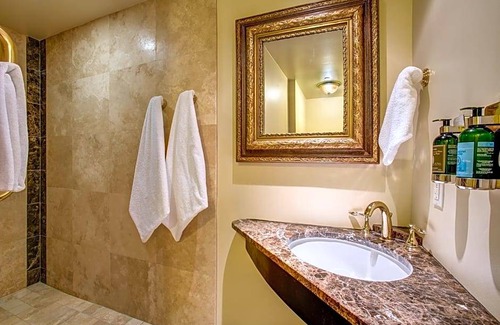 Downtown Spokane Hotel | 4-Star Hotel ∙ The Historic Davenport, Autograph Collection