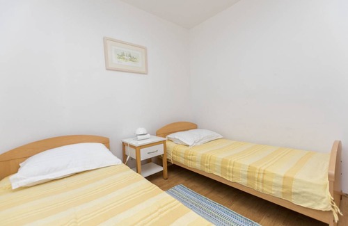 Rogoznica Apartment | 40 m² Apartment ∙ 2 bedrooms ∙ 5 guests