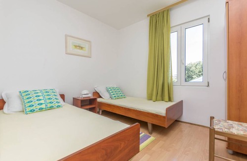 Rogoznica Apartment | 40 m² Apartment ∙ 2 bedrooms ∙ 5 guests