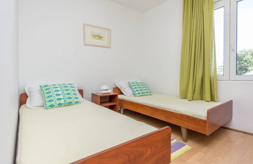 Rogoznica Apartment | 40 m² Apartment ∙ 2 bedrooms ∙ 5 guests