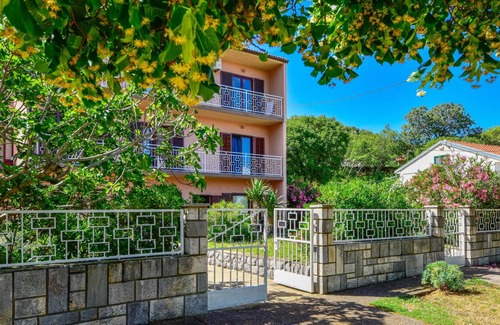 Sibinj Krmpotski Apartment | 40 m² Apartment ∙ 1 bedroom ∙ 4 guests