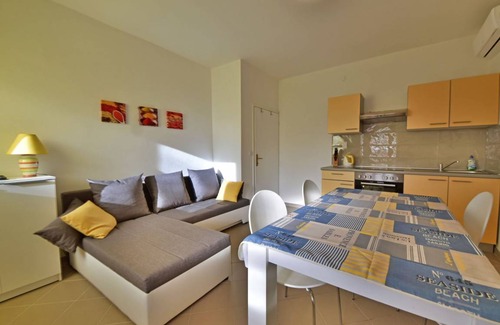 Sibinj Krmpotski Apartment | 40 m² Apartment ∙ 1 bedroom ∙ 4 guests