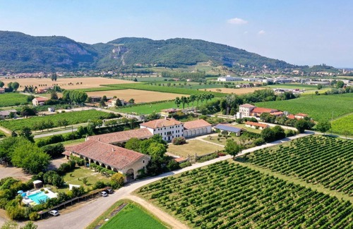 Longare Apartment | 40 m² Apartment ∙ 1 bedroom ∙ 2 guests