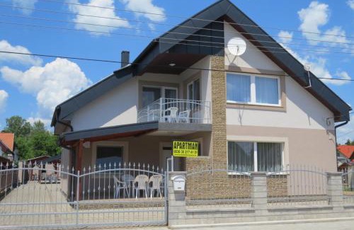 Balatonlelle Apartment | 42 féröhelyes apartman