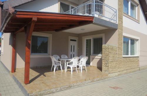 Balatonlelle Apartment | 42 féröhelyes apartman