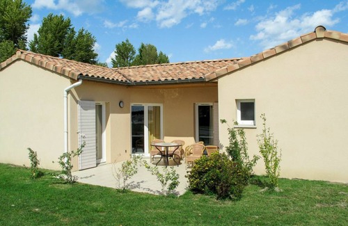 Chateauneuf-sur-Isere House | 42 m² House ∙ 1 bedroom ∙ 4 guests