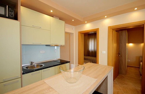 Sutomore Apartment | 44 m² Apartment ∙ 2 bedrooms ∙ 5 guests