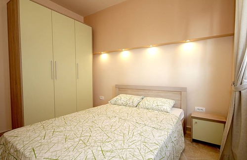 Sutomore Apartment | 44 m² Apartment ∙ 2 bedrooms ∙ 5 guests