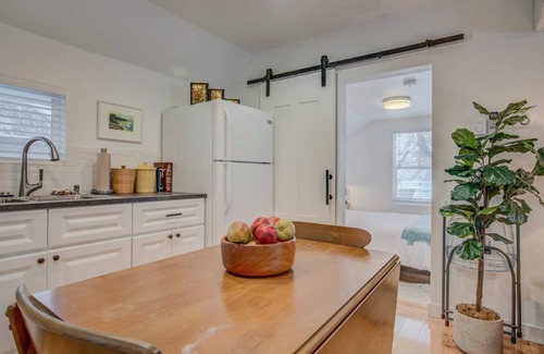 Downtown Colorado Springs Apartment | 47 m² Apartment ∙ 1 bedroom ∙ 2 guests
