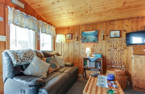 Bayview Boat Rental | 47 m² Boat ∙ 3 guests