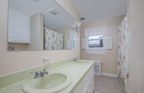 Kitty Hawk House | 4770 - I'm Free BY Resort Realty