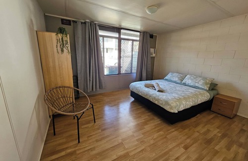 Kambalda Apartment | 4B Kambalda Apartment