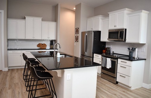 Mesquite House | 4BR Oasis Pool Spa Near Golf & Casinos