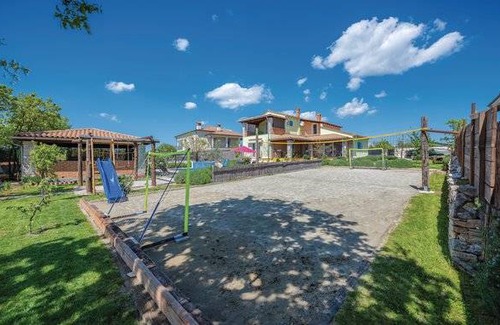 Rezanci House | 5 bedroom accommodation in Rezanci