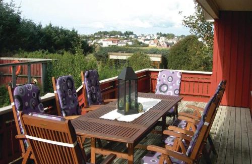 Farsund House | 5 Bedroom Awesome Home In Borhaug