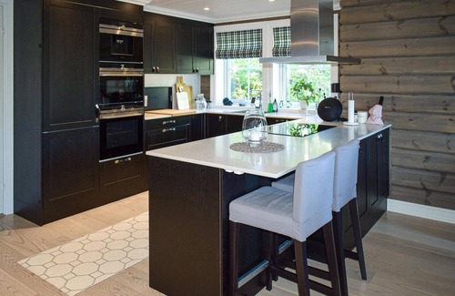 Kongsberg House | 5 bedroom stunning home in Skollenborg